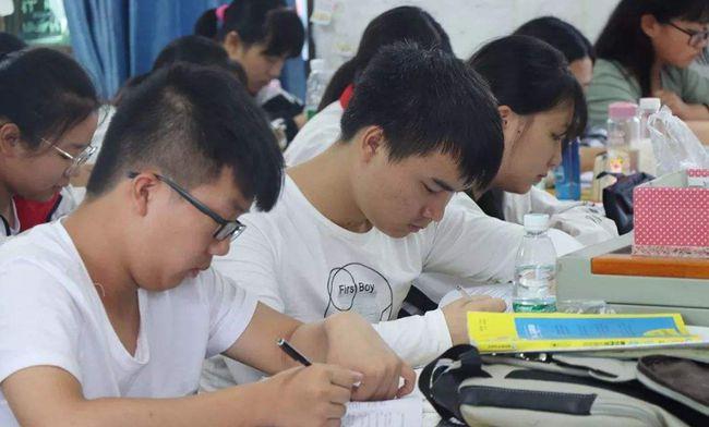 读厦门技术学校出来工作好找吗？(图1)