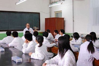 福建省福清卫生学校2023年有哪些专业