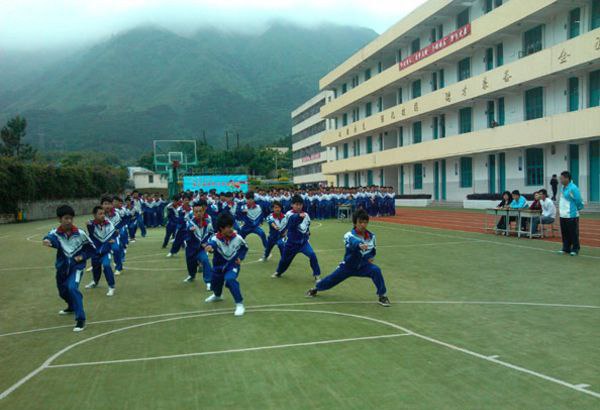 福清西山职业技术学校合唱比赛