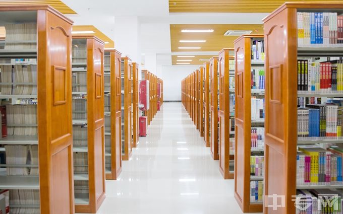 广州软件学院-图书馆内景