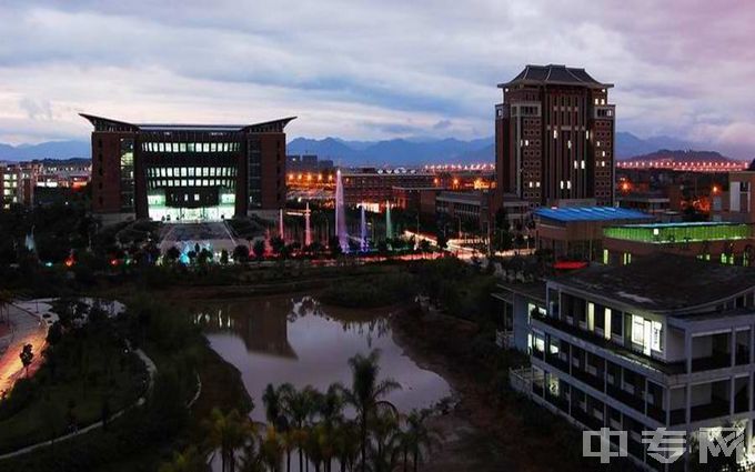 福建师范大学-学校风景07