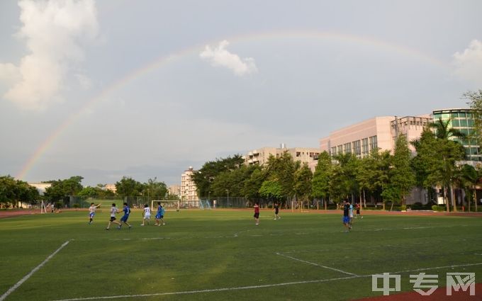 广东建设职业技术学院-彩虹