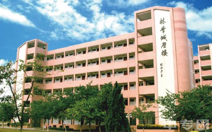广东培正学院-林李城璧楼